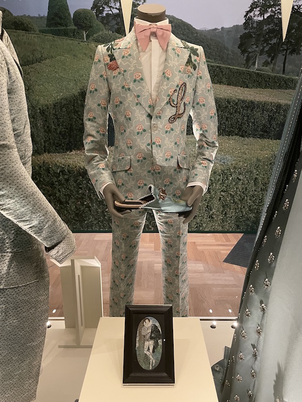 menswear Victoria & Albert Museum review V&A Fashioning Masculinities The Art of Menswear